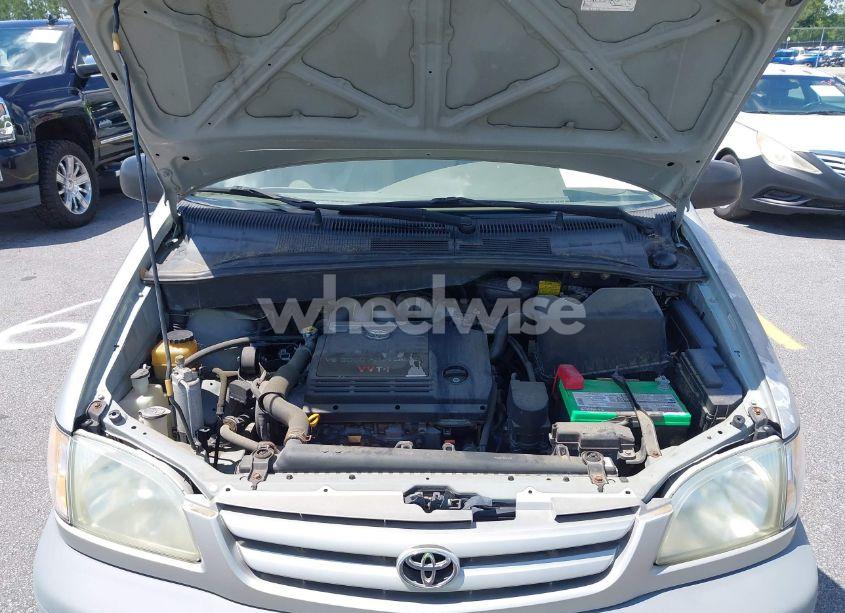 Photo 10 of 2001 Toyota Sienna CE (VIN 4T3ZF19C51U405471)