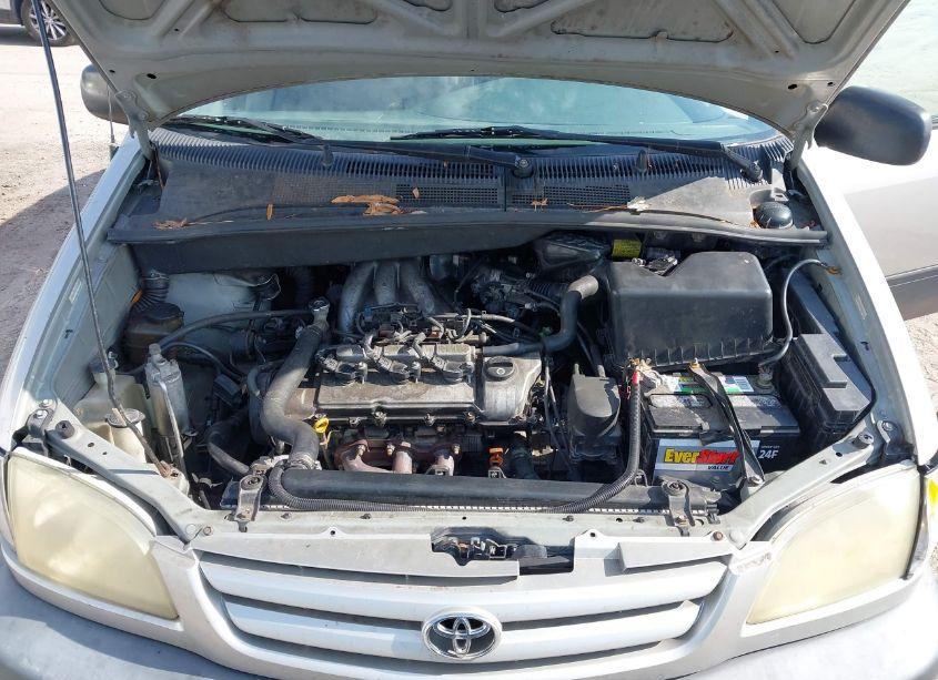 Photo 10 of 2003 Toyota Sienna CE (VIN 4T3ZF19C53U540193)