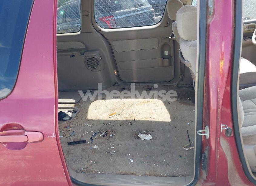 Photo 8 of 2000 Toyota Sienna CE (VIN 4T3ZF19C5YU309477)