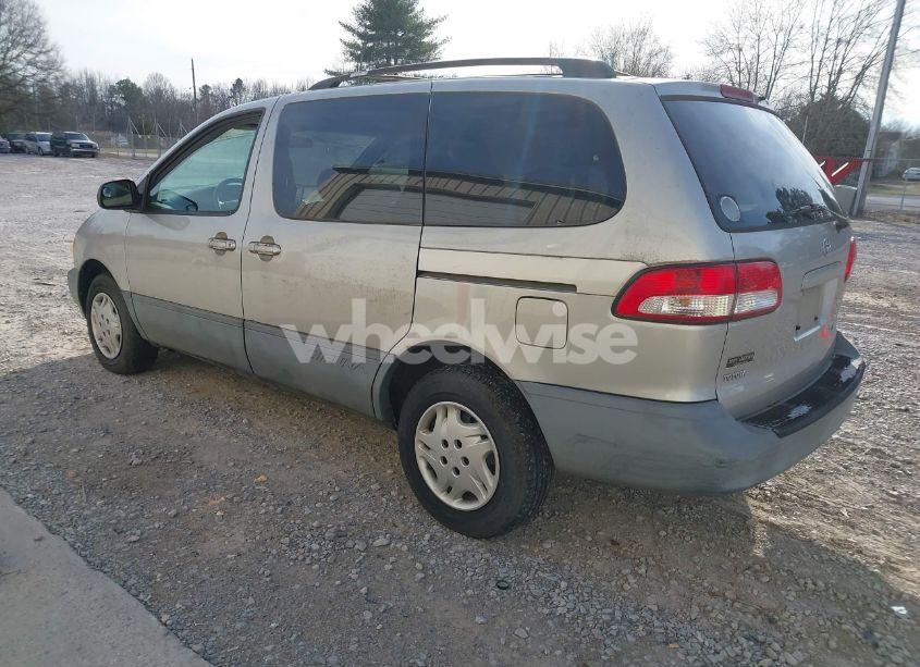 Photo 3 of 2003 Toyota Sienna CE (VIN 4T3ZF19C63U527744)