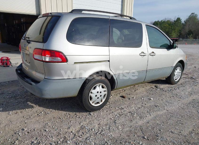 Photo 4 of 2003 Toyota Sienna CE (VIN 4T3ZF19C63U527744)