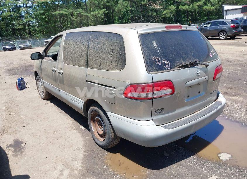 Photo 3 of 2001 Toyota Sienna CE (VIN 4T3ZF19C71U336024)