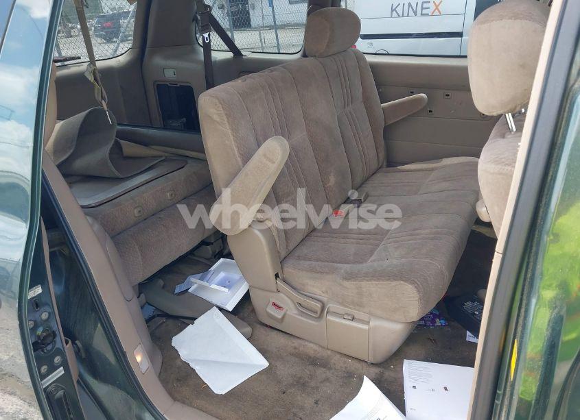 Photo 8 of 2002 Toyota Sienna CE (VIN 4T3ZF19C72U437680)