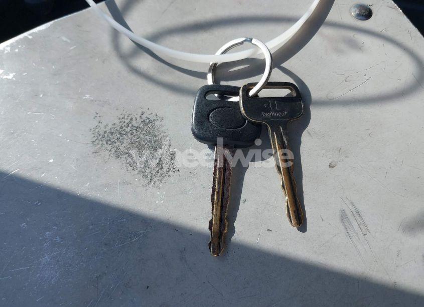 Photo 11 of 2002 Toyota Sienna CE (VIN 4T3ZF19C72U470601)