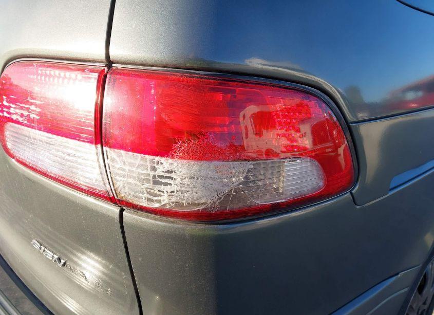 Photo 13 of 2002 Toyota Sienna CE (VIN 4T3ZF19C72U504276)