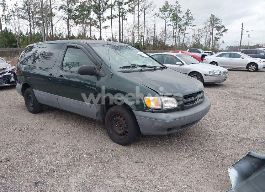 2000 Toyota Sienna CE (VIN 4T3ZF19C7YU240601) main photo