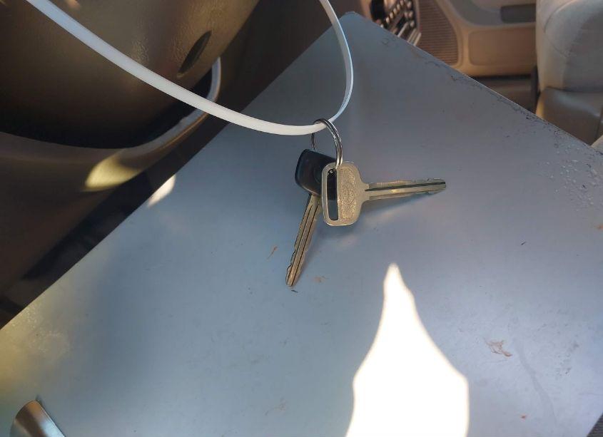 Photo 11 of 2000 Toyota Sienna CE (VIN 4T3ZF19C7YU297719)