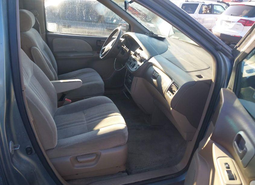 Photo 5 of 2000 Toyota Sienna CE (VIN 4T3ZF19C7YU297719)