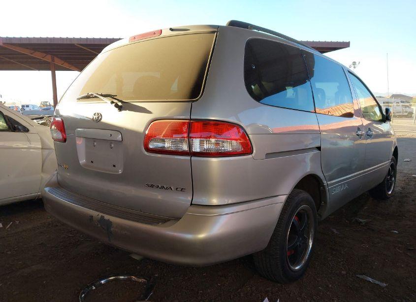 Photo 4 of 2003 Toyota Sienna CE (VIN 4T3ZF19C83U527910)