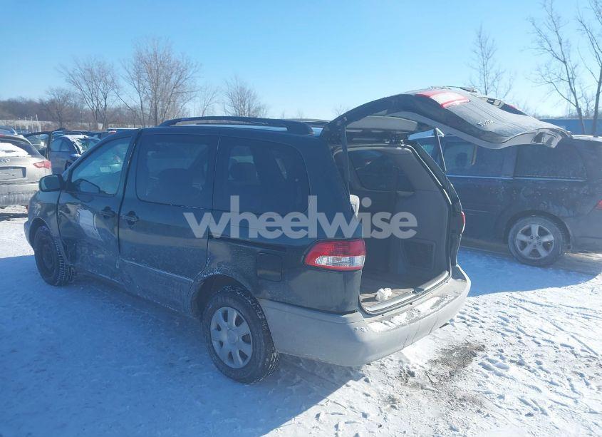 Photo 3 of 2003 Toyota Sienna CE (VIN 4T3ZF19C83U537708)
