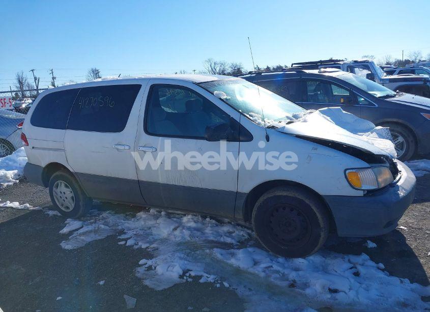 Photo 13 of 2001 Toyota Sienna CE (VIN 4T3ZF19C91U340494)