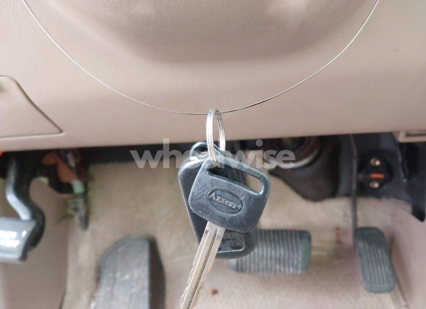 Photo 11 of 2001 Toyota Sienna CE (VIN 4T3ZF19C91U351141)