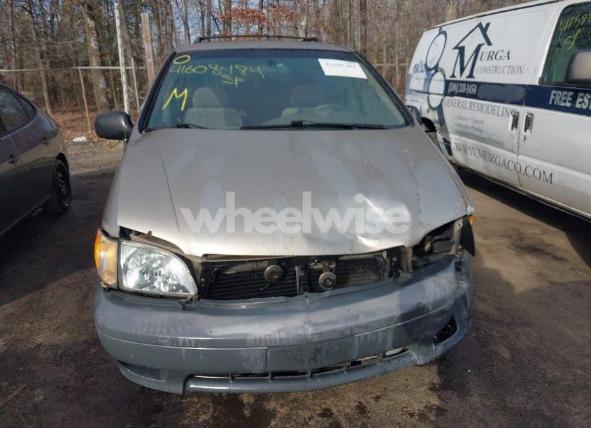 Photo 13 of 2001 Toyota Sienna CE (VIN 4T3ZF19C91U351141)