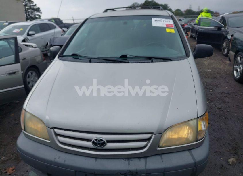 Photo 12 of 2003 Toyota Sienna CE (VIN 4T3ZF19C93U551570)
