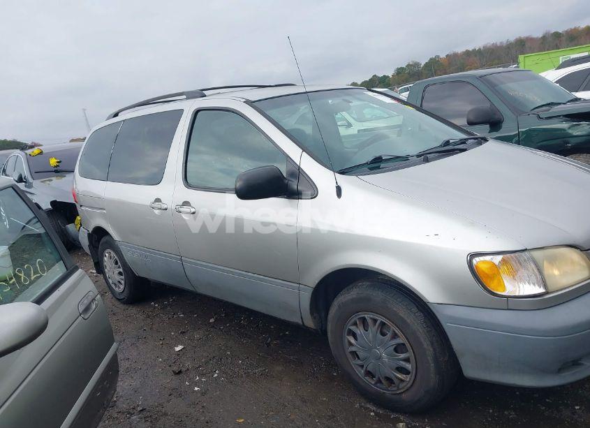 Photo 13 of 2003 Toyota Sienna CE (VIN 4T3ZF19C93U551570)