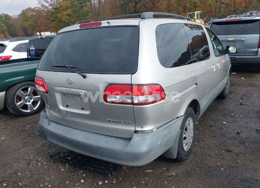 Photo 4 of 2003 Toyota Sienna CE (VIN 4T3ZF19C93U551570)