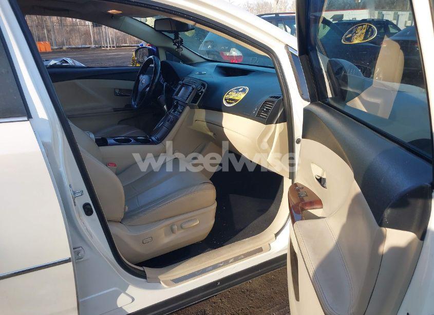 Photo 5 of 2009 Toyota Venza (VIN 4T3ZK11A29U009421)