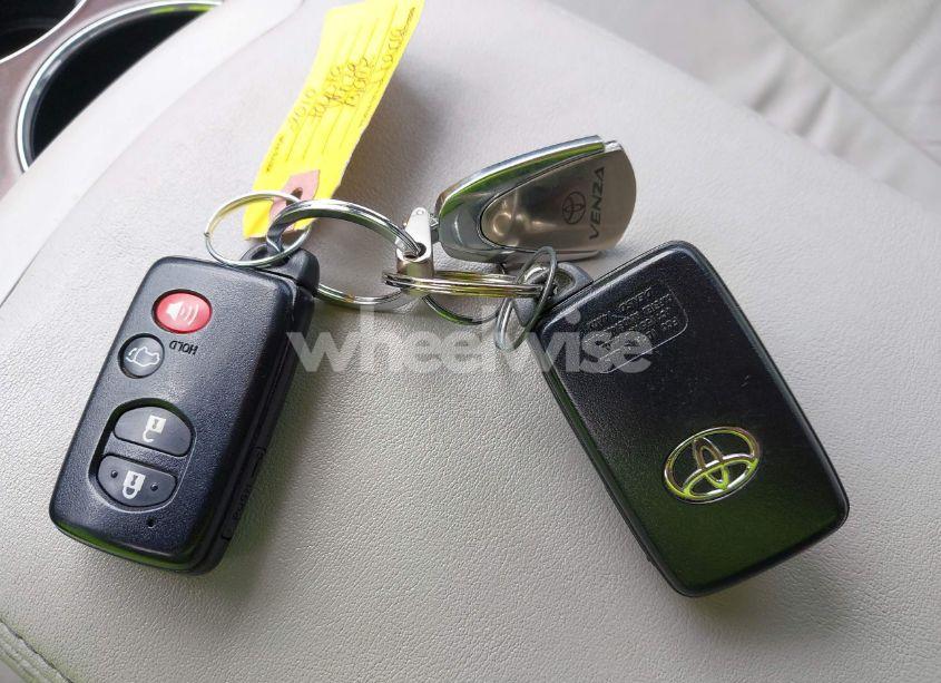 Photo 11 of 2010 Toyota Venza BASE V6 (VIN 4T3ZK3BB0AU033398)