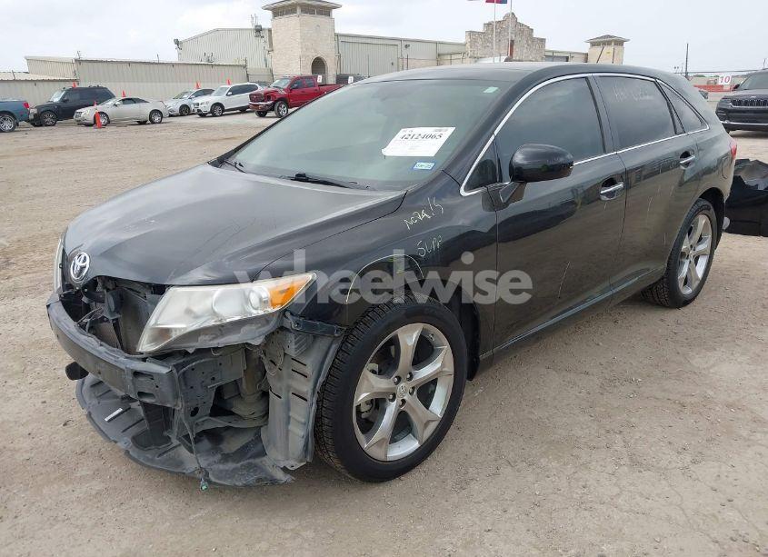 Photo 2 of 2010 Toyota Venza BASE V6 (VIN 4T3ZK3BB0AU033398)