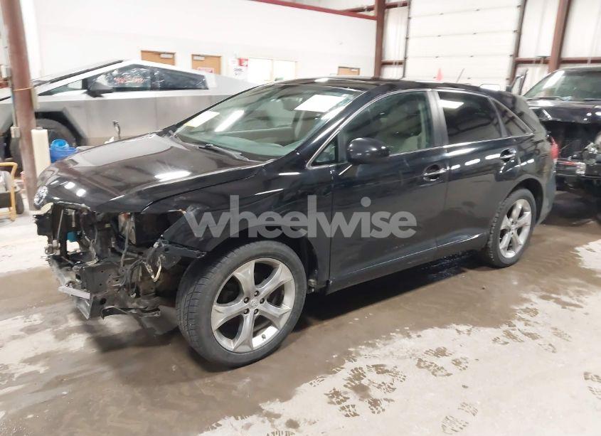 Photo 2 of 2010 Toyota Venza BASE V6 (VIN 4T3ZK3BB2AU025903)