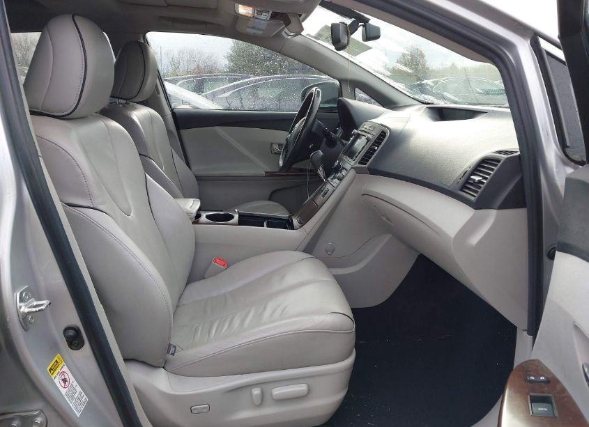 Photo 5 of 2011 Toyota Venza (VIN 4T3ZK3BB6BU042270)