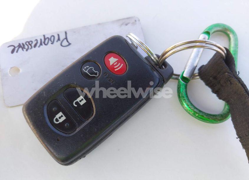 Photo 11 of 2010 Toyota Venza BASE V6 (VIN 4T3ZK3BB8AU027882)