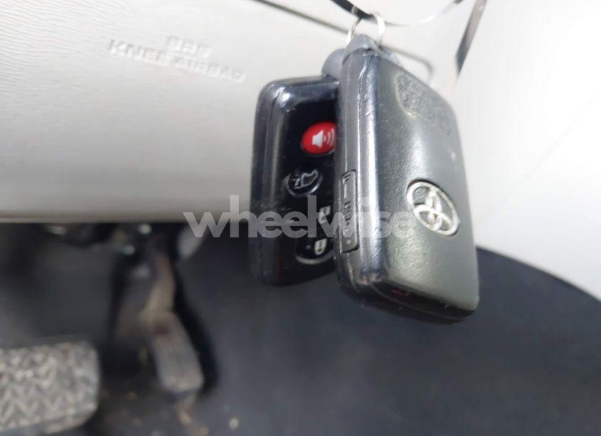 Photo 11 of 2011 Toyota Venza BASE V6 (VIN 4T3ZK3BB8BU038835)