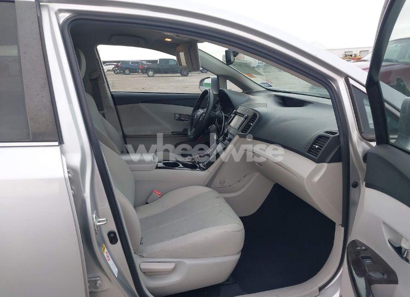 Photo 5 of 2013 Toyota Venza LE V6 (VIN 4T3ZK3BB9DU056151)