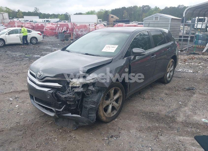 Photo 2 of 2013 Toyota Venza XLE V6 (VIN 4T3ZK3BBXDU058510)