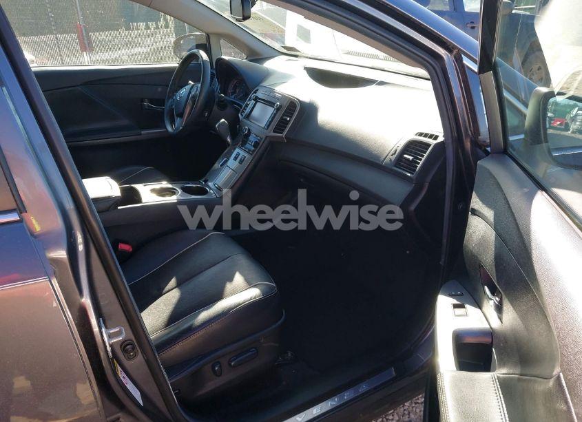 Photo 5 of 2014 Toyota Venza XLE V6 (VIN 4T3ZK3BBXEU064177)