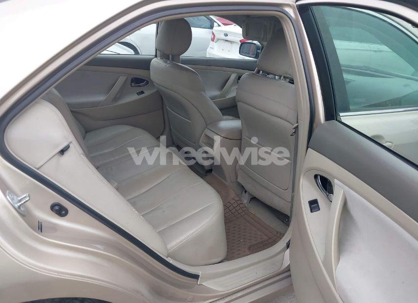 Photo 8 of 2007 Toyota Camry LE (VIN 4T4BE46K07R005696)