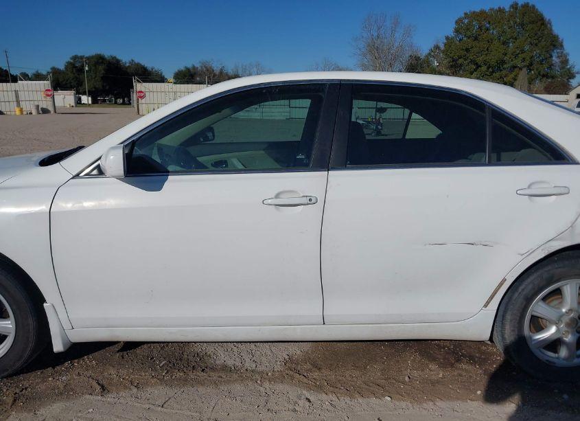 Photo 15 of 2008 Toyota Camry LE (VIN 4T4BE46K08R018675)