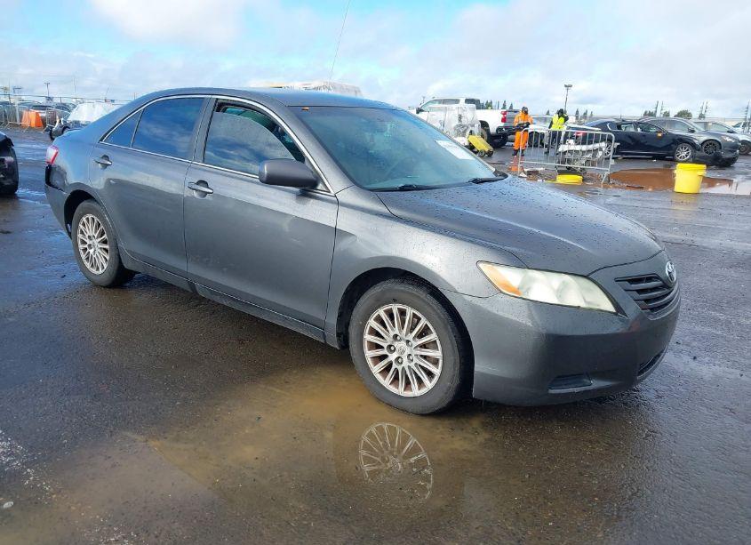 2008 Toyota Camry LE (VIN 4T4BE46K08R031801) main photo