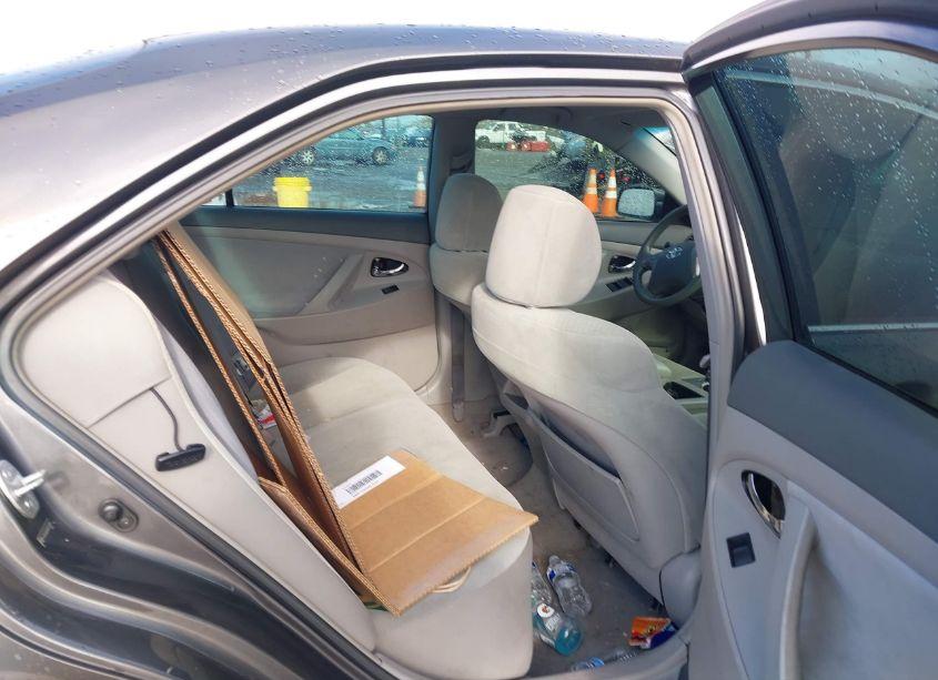 Photo 8 of 2008 Toyota Camry LE (VIN 4T4BE46K08R031801)