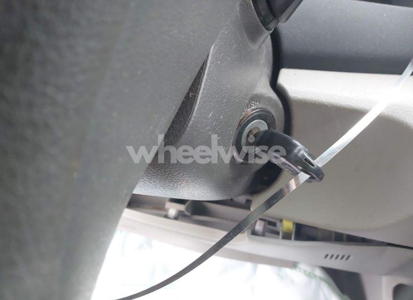 Photo 11 of 2009 Toyota Camry LE (VIN 4T4BE46K09R058112)