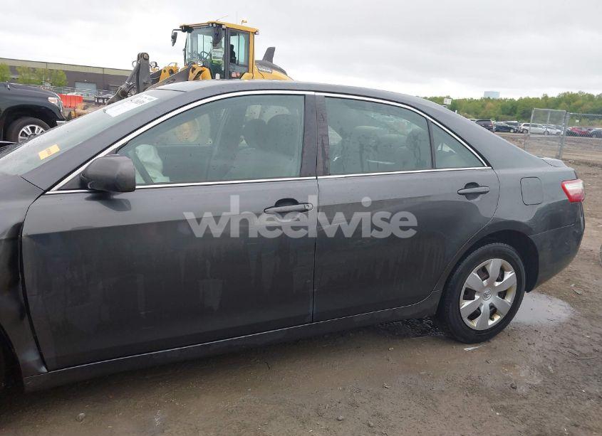 Photo 14 of 2009 Toyota Camry LE (VIN 4T4BE46K09R058112)