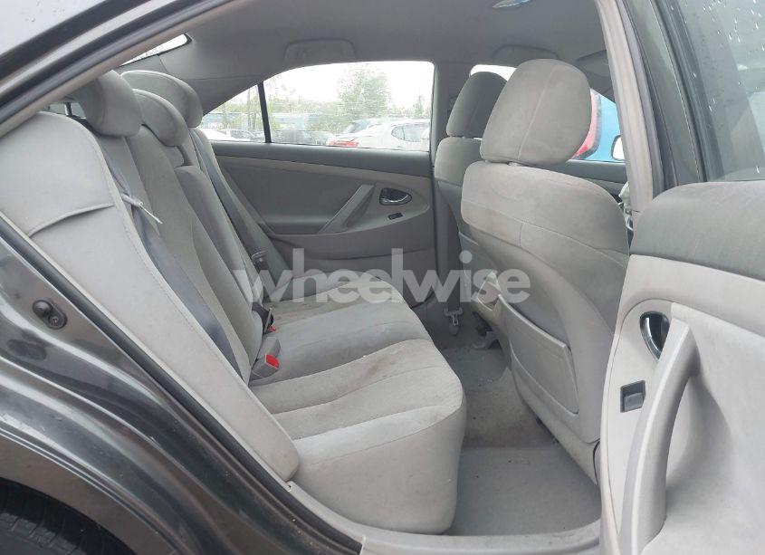 Photo 8 of 2009 Toyota Camry LE (VIN 4T4BE46K09R058112)