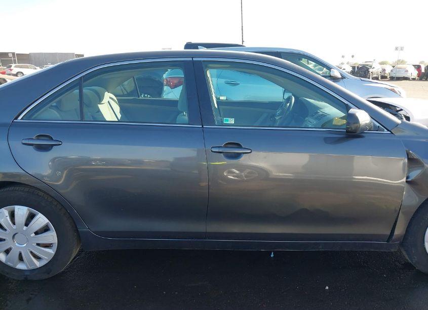 Photo 13 of 2009 Toyota Camry LE (VIN 4T4BE46K09R087562)