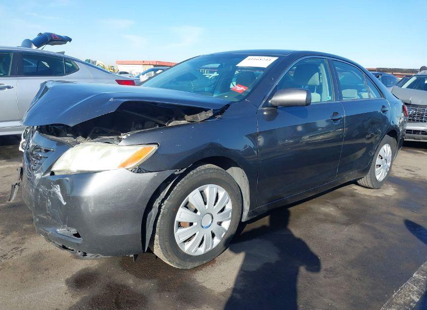 Photo 2 of 2009 Toyota Camry LE (VIN 4T4BE46K09R087562)