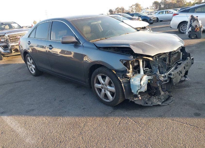 2009 Toyota Camry LE (VIN 4T4BE46K09R099274) main photo