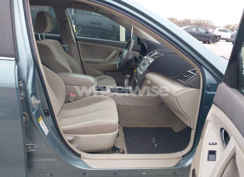 Photo 5 of 2009 Toyota Camry LE (VIN 4T4BE46K09R106322)