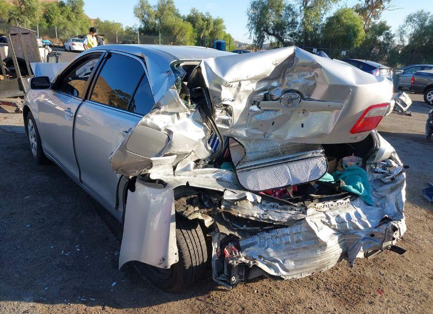 Photo 3 of 2009 Toyota Camry LE (VIN 4T4BE46K09R113951)