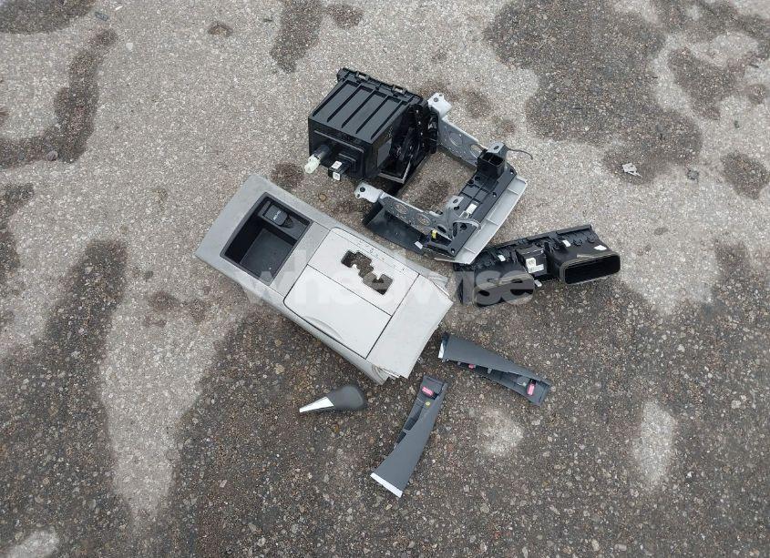 Photo 12 of 2009 Toyota Camry LE (VIN 4T4BE46K09R122312)