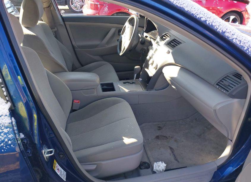 Photo 5 of 2009 Toyota Camry LE (VIN 4T4BE46K09R133214)