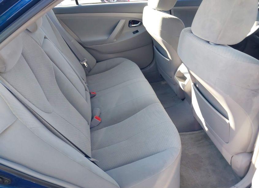 Photo 8 of 2009 Toyota Camry LE (VIN 4T4BE46K09R133214)