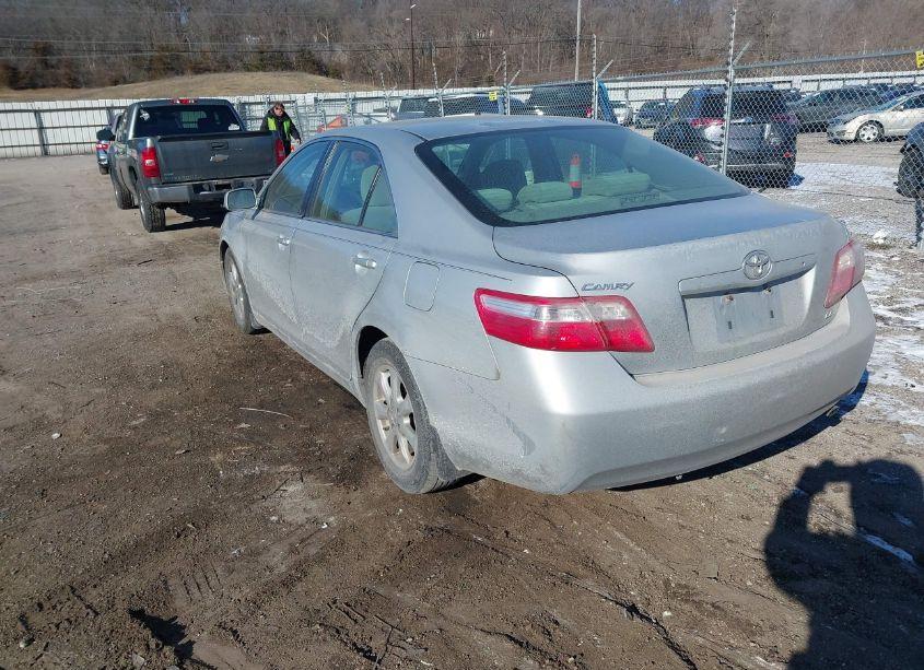 Photo 3 of 2007 Toyota Camry LE (VIN 4T4BE46K17R001060)