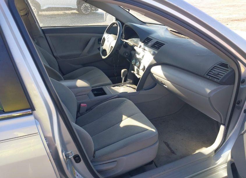 Photo 5 of 2007 Toyota Camry LE (VIN 4T4BE46K17R001060)