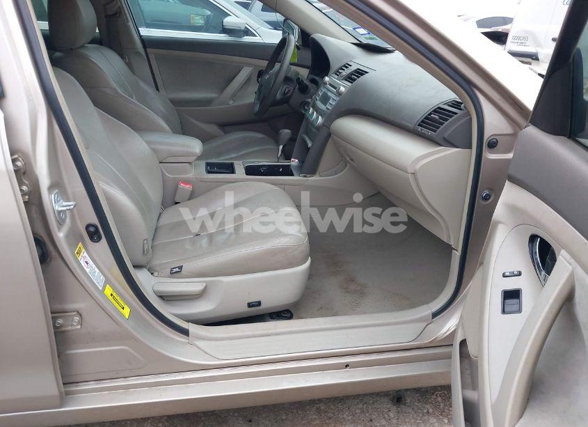 Photo 5 of 2007 Toyota Camry LE (VIN 4T4BE46K17R001852)