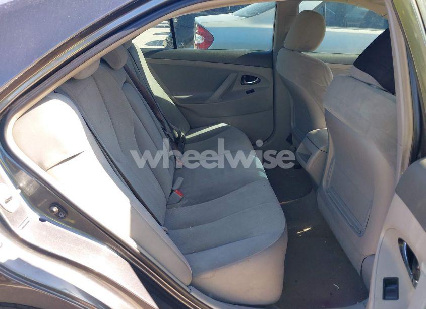 Photo 8 of 2007 Toyota Camry LE (VIN 4T4BE46K17R002743)