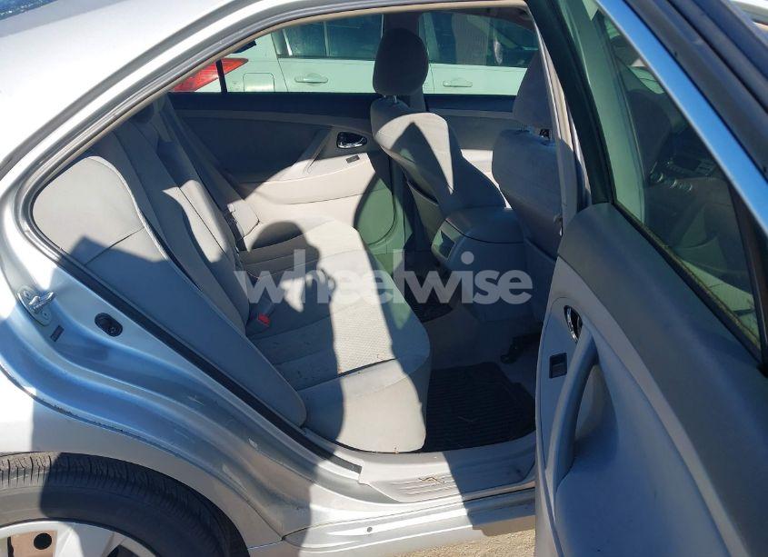 Photo 8 of 2008 Toyota Camry LE (VIN 4T4BE46K18R047702)